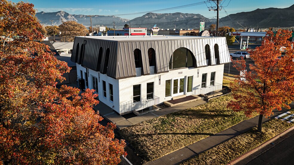 More Photos Of 1920 W 5200 S, Roy Office For Sale