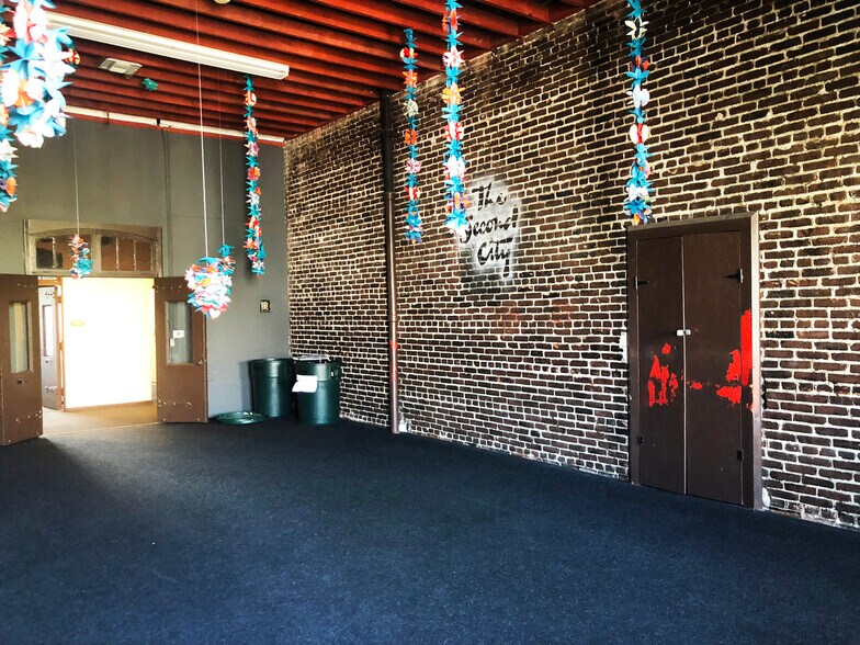 More Photos Of 6554-6566 Hollywood Blvd, Los Angeles Storefront Retail Office For Lease