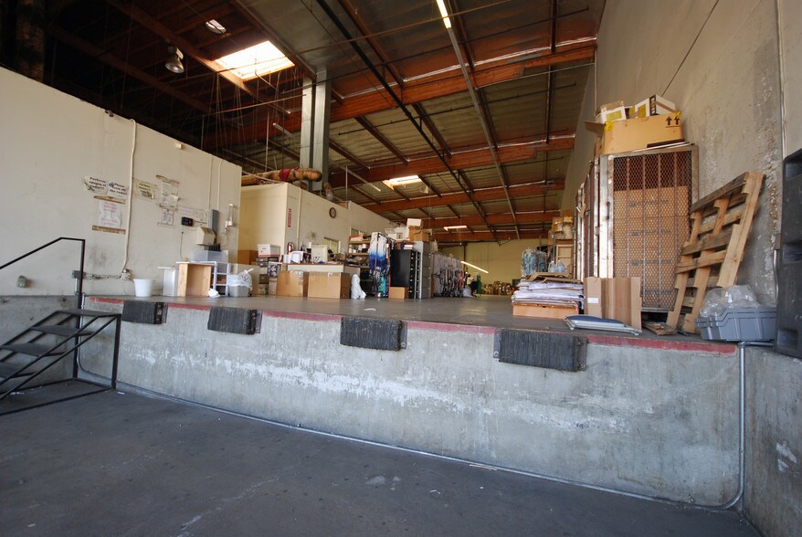 More Photos Of 1771-1837 E 46th St, Los Angeles Warehouse For Lease