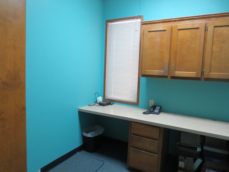 More Photos Of 11001 Fondren Rd, Houston Freestanding For Lease