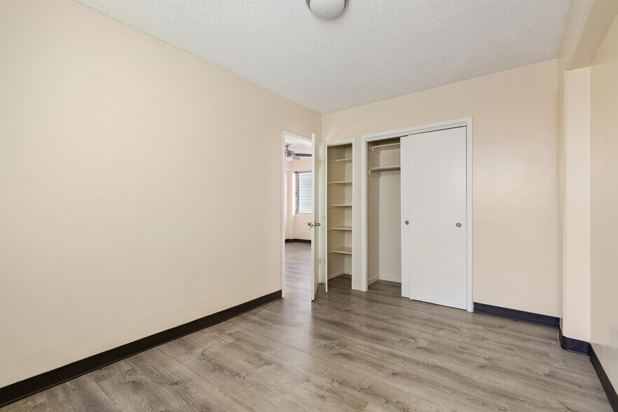 More Photos Of 287 Wai Nani Way, Honolulu Apartments For Sale