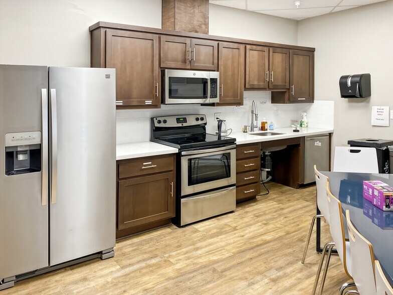 More Photos Of 5701 Sunrise Blvd, Citrus Heights Coworking Space