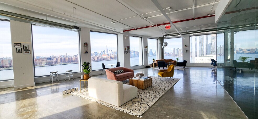 More Photos Of 10 Grand St, Brooklyn Office For Lease