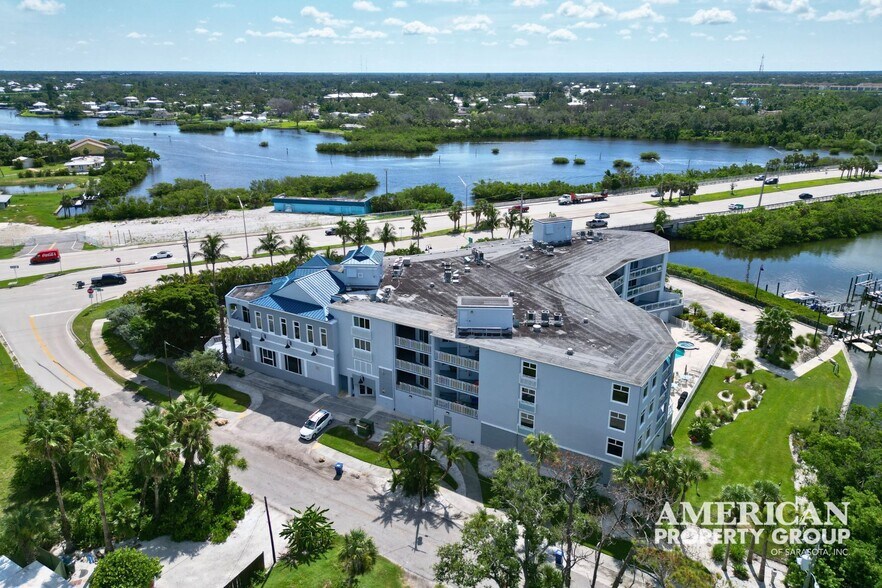 More Photos Of 516 S Tamiami Trl, Nokomis Apartments For Sale