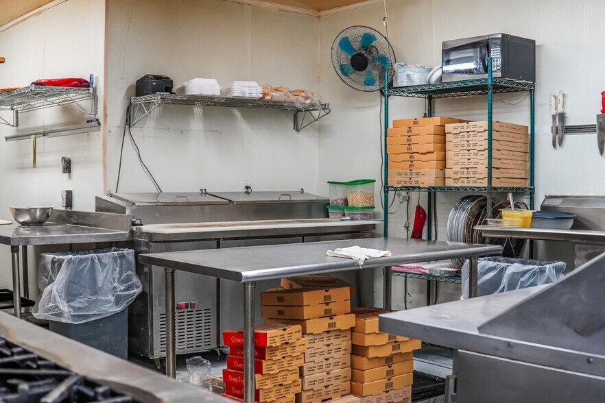 More Photos Of 800 S Mountain St, Cherryville Restaurant For Sale