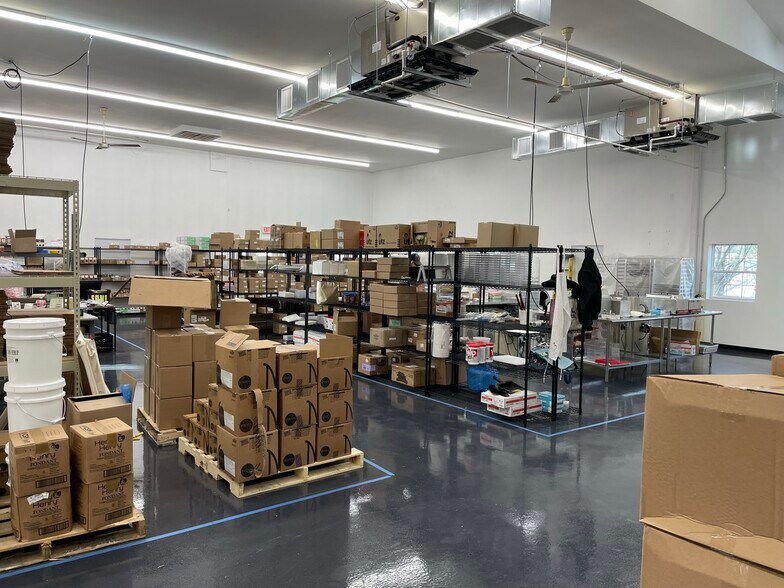 More Photos Of 655 Riverside St, Portland Warehouse For Lease