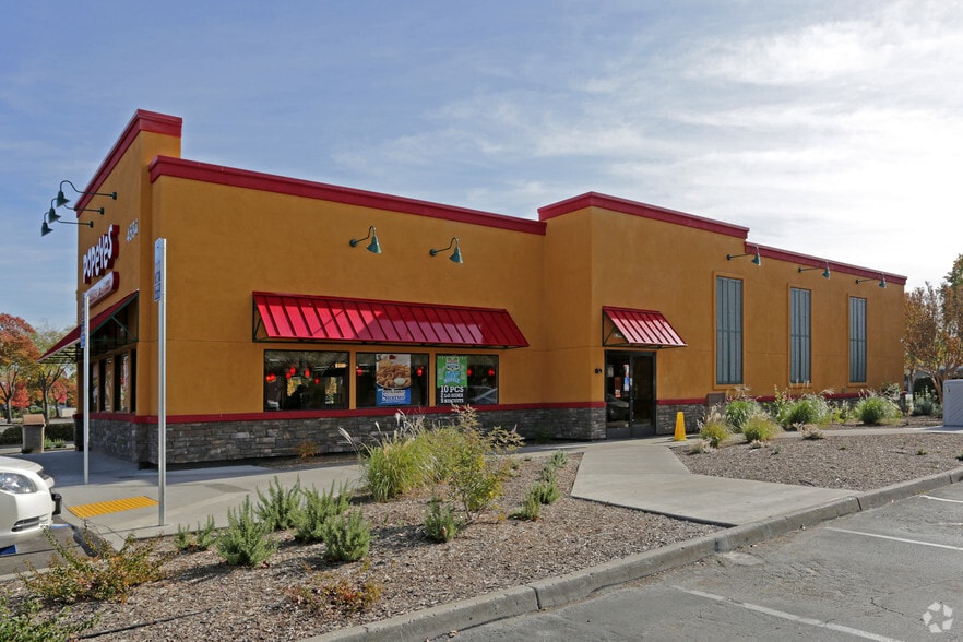 More Photos Of 4550-4720 Mack Rd, Sacramento Unknown For Lease