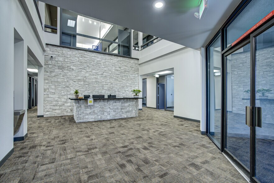 More Photos Of 18950 Base Camp Rd, Monument Office For Lease