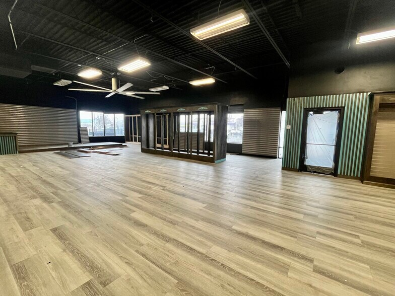 More Photos Of 2828 N Richmond St, Appleton Freestanding For Lease