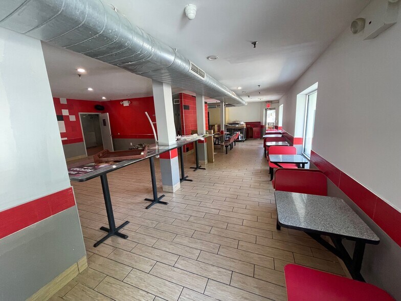 More Photos Of 133-18 Guy R Brewer Blvd, Jamaica Fast Food For Lease
