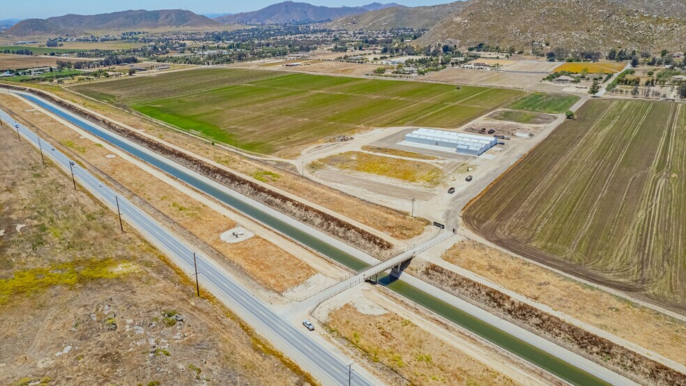 More Photos Of 35650 Hidden Springs Rd, Hemet Warehouse For Lease