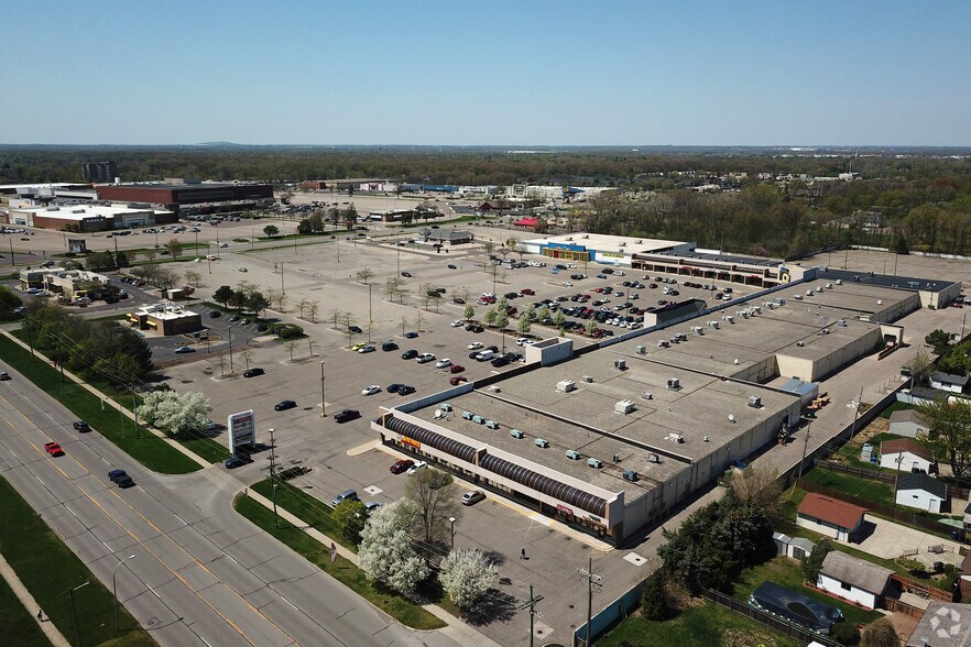 More Photos Of 34518-34900 Warren Rd, Westland Unknown For Lease