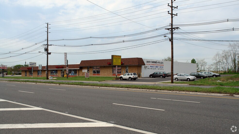 Primary Photo Of 9411 N Crescent Blvd, Pennsauken Distribution For Lease