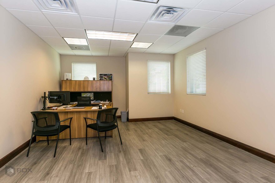 More Photos Of 12460-12468 W Atlantic Blvd, Coral Springs Medical For Lease