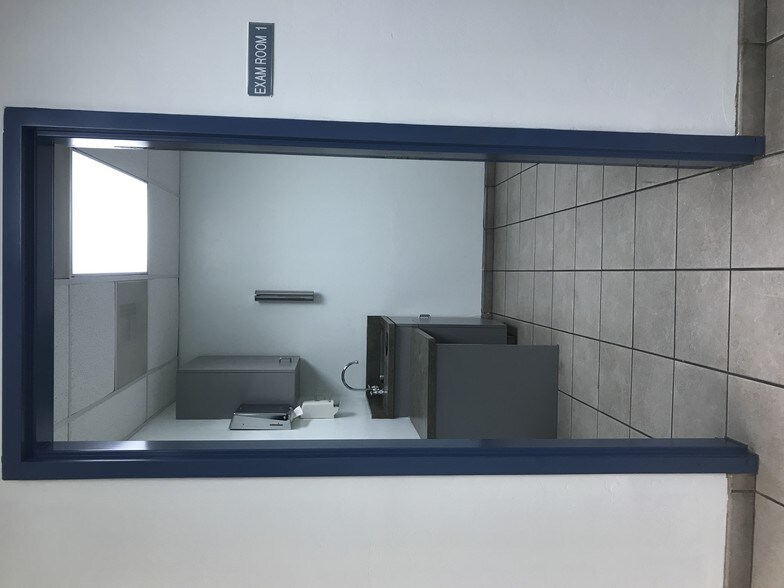 More Photos Of 1310 W St Marys Rd, Tucson Medical For Lease