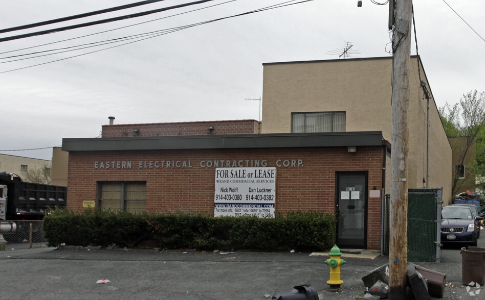 More Photos Of 96-98 Fulton St, White Plains Warehouse For Lease