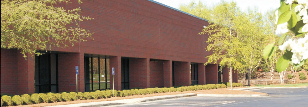 Primary Photo Of 111 Bluffs Ct, Canton Warehouse For Lease