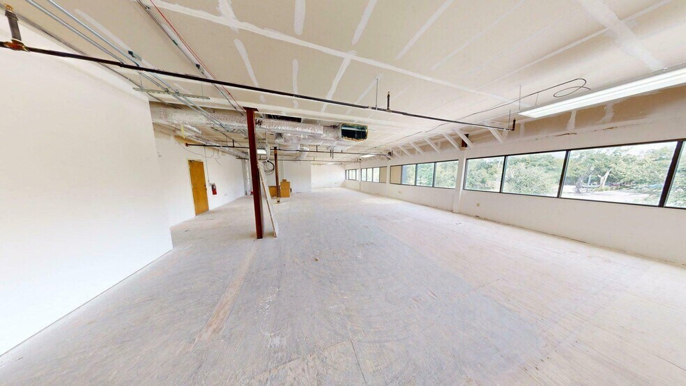 More Photos Of 140 N Westmonte Dr, Altamonte Springs Medical For Lease