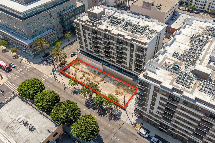 More Photos Of 655 Pine Ave, Long Beach Land For Sale