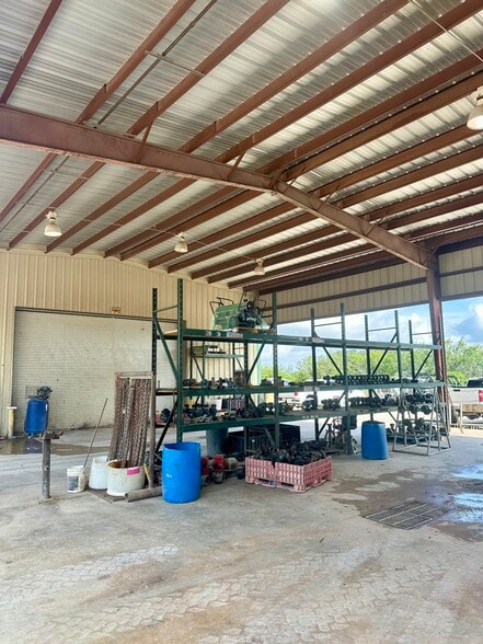 More Photos Of 6703 FM 1784, Pleasanton Warehouse For Sale