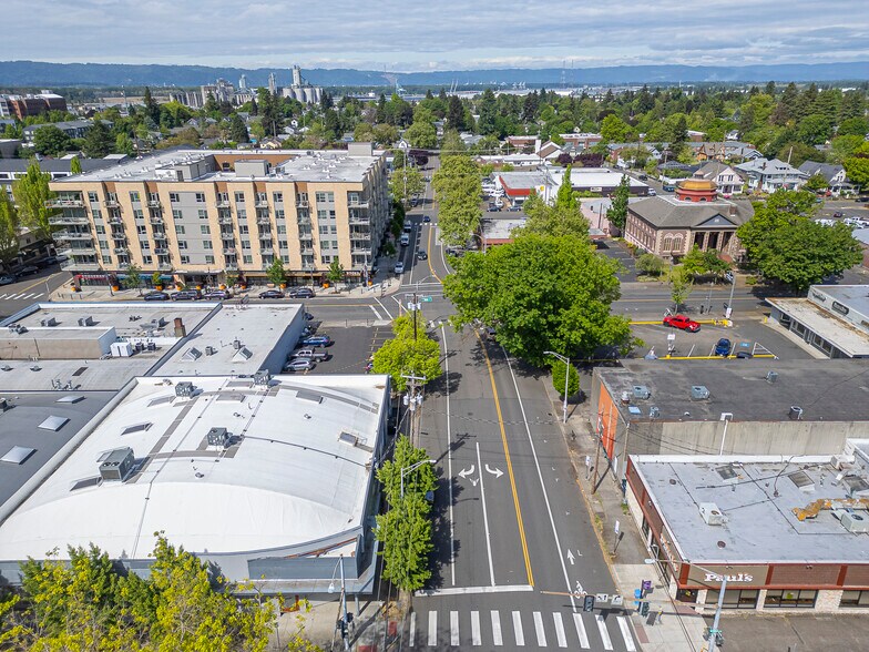 More Photos Of 1714 Broadway St, Vancouver Auto Repair For Lease