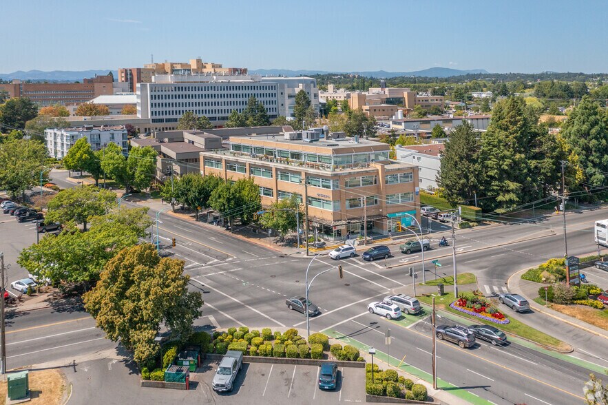 More Photos Of 1990 Fort St, Victoria Office For Lease
