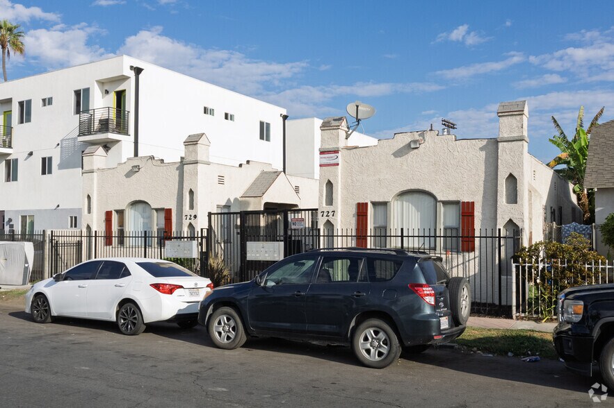 Primary Photo Of 727-729 W 74th St, Los Angeles Apartments For Sale