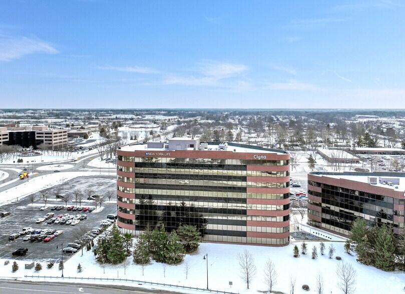 More Photos Of 11595 N Meridian St, Carmel Unknown For Lease