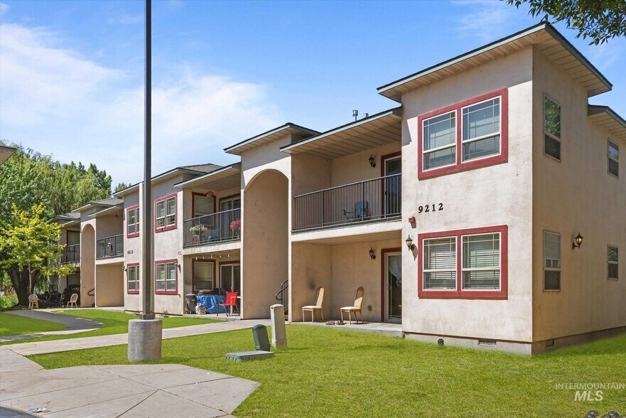 Primary Photo Of 9212 W Brogan Dr, Boise Apartments For Sale