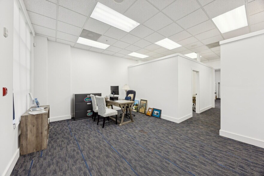 More Photos Of 961687 Gateway Blvd, Fernandina Beach Medical For Sale