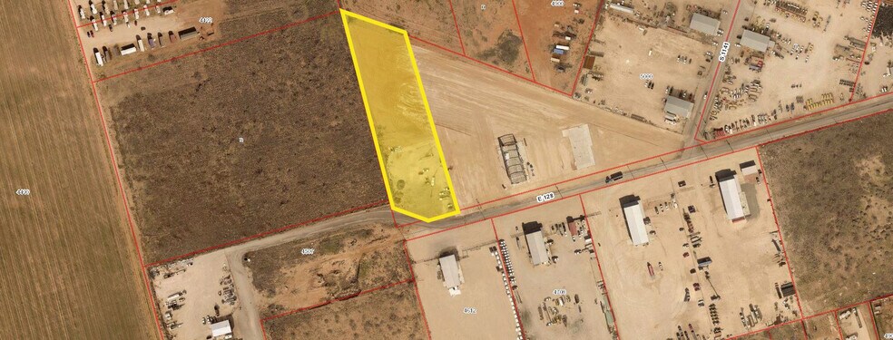 More Photos Of 3.0 Acre Laydown Yard on East County Road 128, Midland Land For Lease