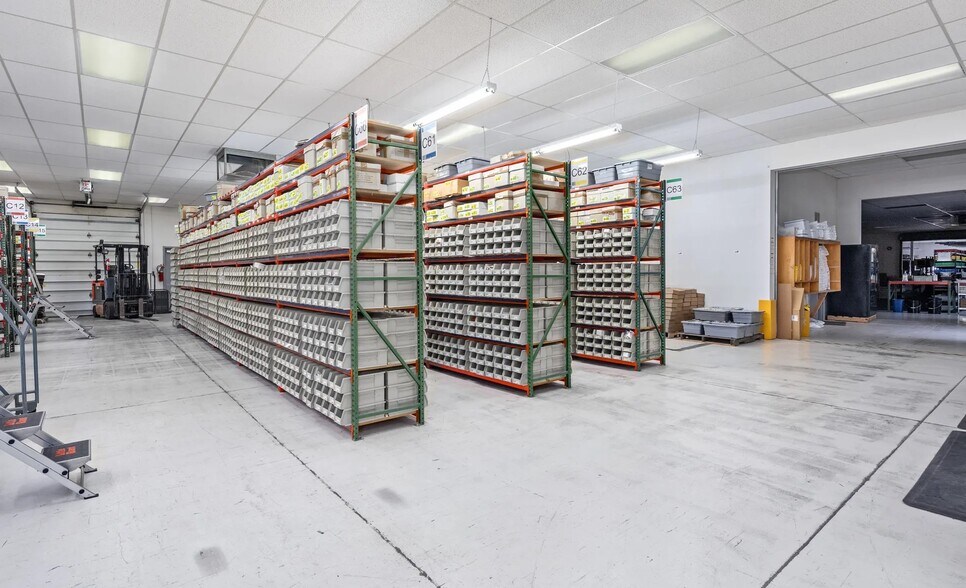 More Photos Of 1647 S Federal Way, Boise Flex For Lease