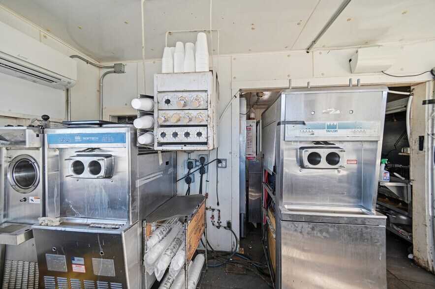 More Photos Of 503 N Main St, Attica Freestanding For Sale