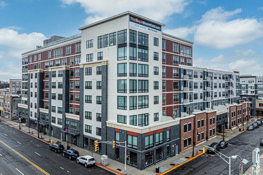 More Photos Of 620 Bloomfield Ave, Bloomfield Apartments For Lease