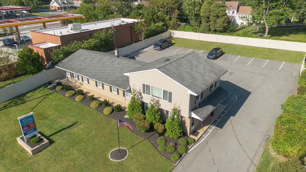 More Photos Of 2417 Silverside Rd, Wilmington Office For Lease