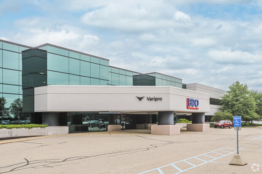 Primary Photo Of 5300 Patterson Ave SE, Grand Rapids Office For Lease