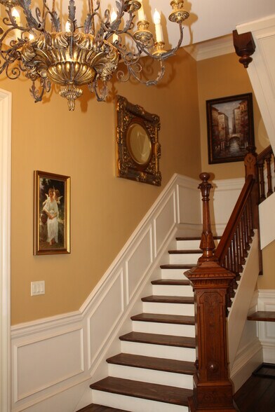 More Photos Of 441 Angell St, Providence Apartments For Sale