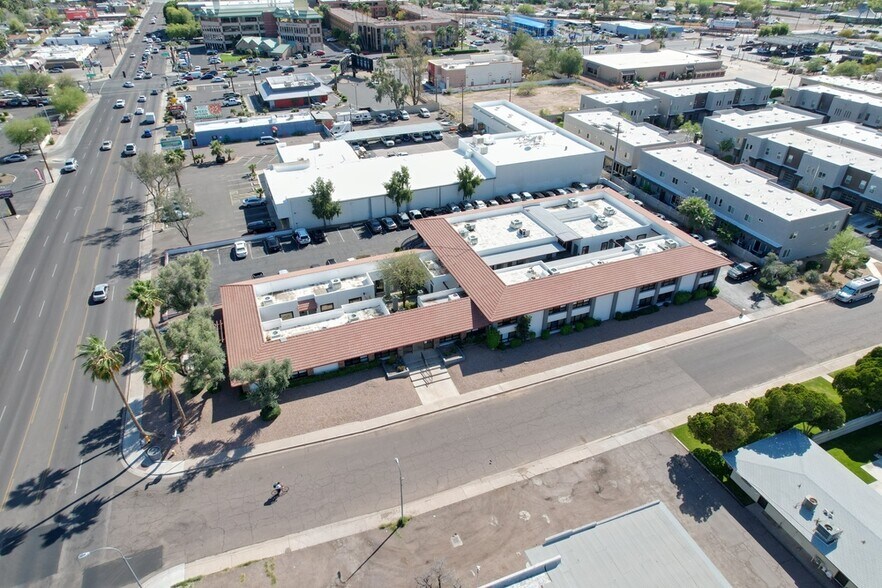 More Photos Of 2942 N 24th St, Phoenix Office Residential For Sale
