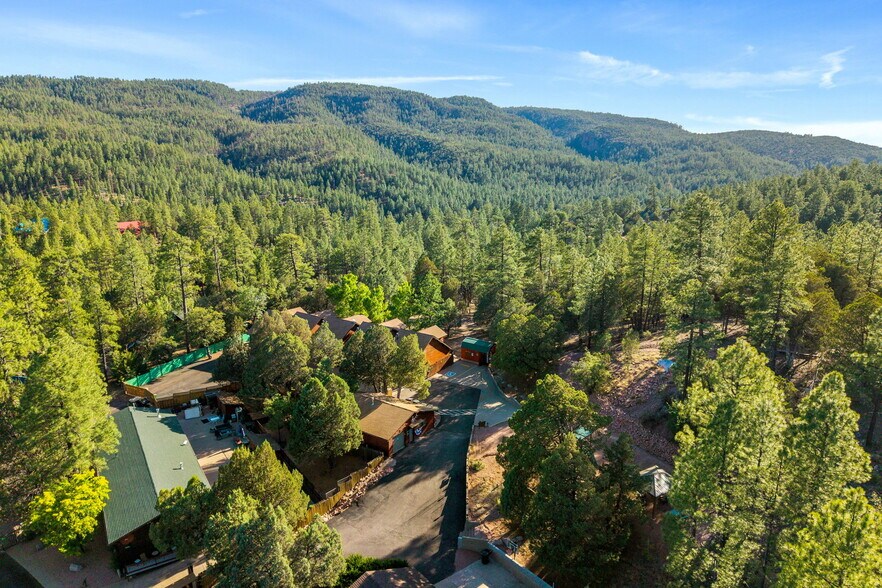More Photos Of 1022 S Hunter Creek Dr, Payson Hotel For Sale