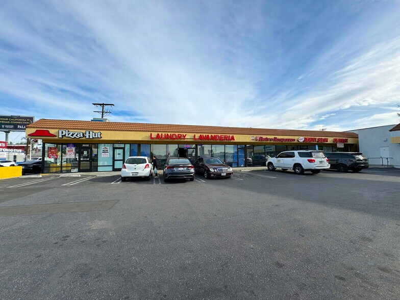 More Photos Of 8646-8658 Woodman Ave, Arleta Freestanding For Sale