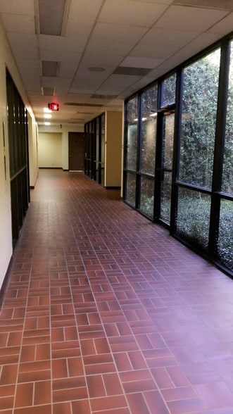 More Photos Of 13630 Beamer Rd, Houston Office For Lease