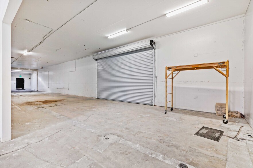 More Photos Of 11285 Goss St, Sun Valley Warehouse For Sale