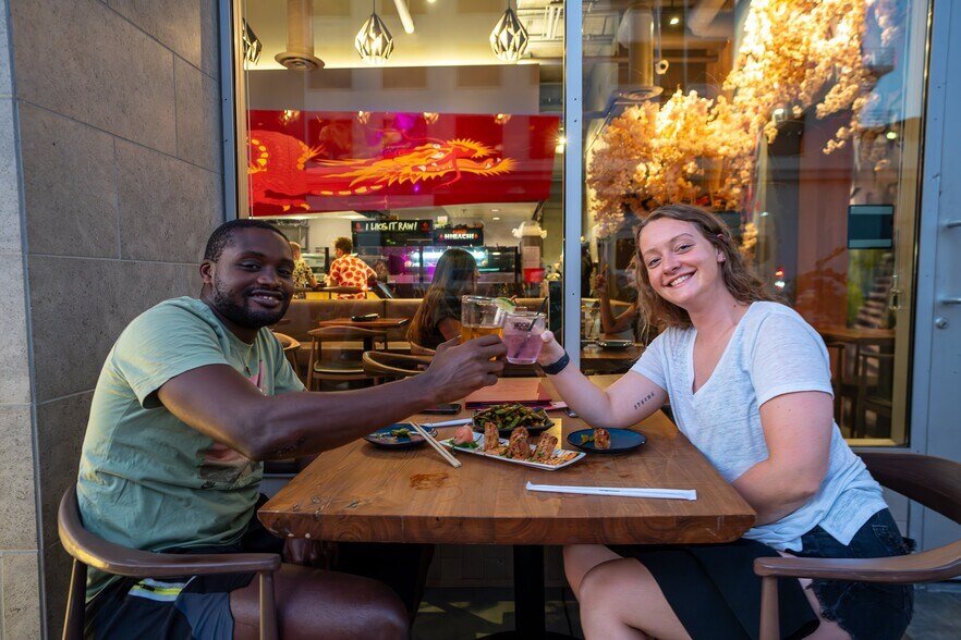 More Photos Of 3750 Main St, Riverside Apartments For Lease