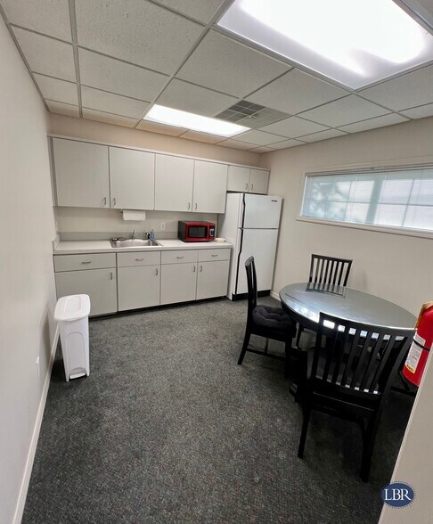 More Photos Of 341 4th Ave, Indialantic Office For Lease