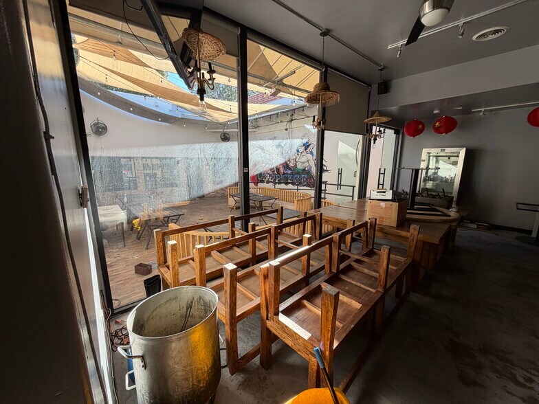 More Photos Of 9619 Las Tunas Dr, Temple City Storefront For Lease