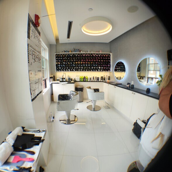 More Photos Of 380 Greenwich Ave, Greenwich Office For Lease