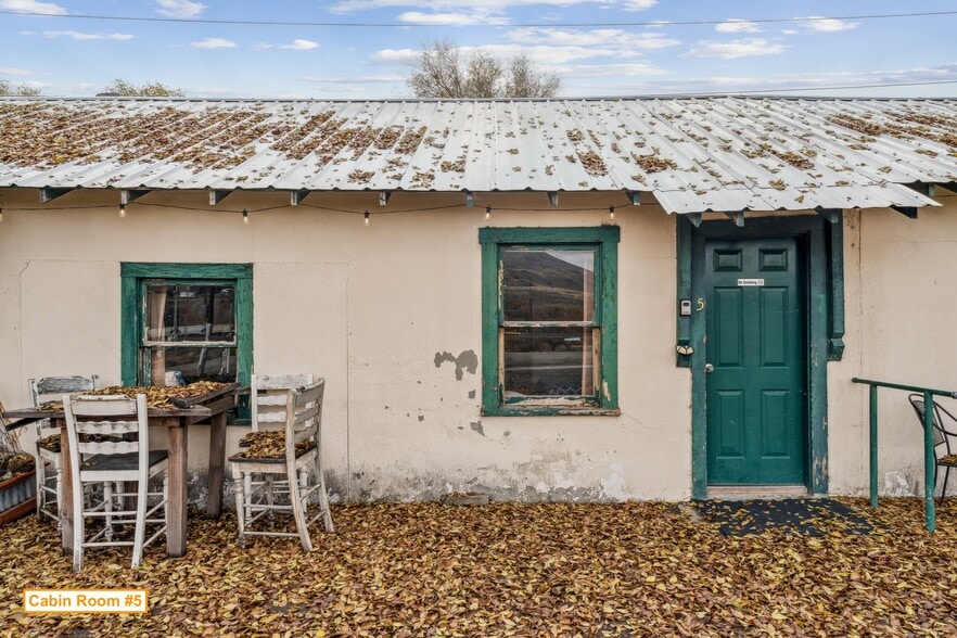 More Photos Of 110 Washington St, Huntington Hospitality For Sale