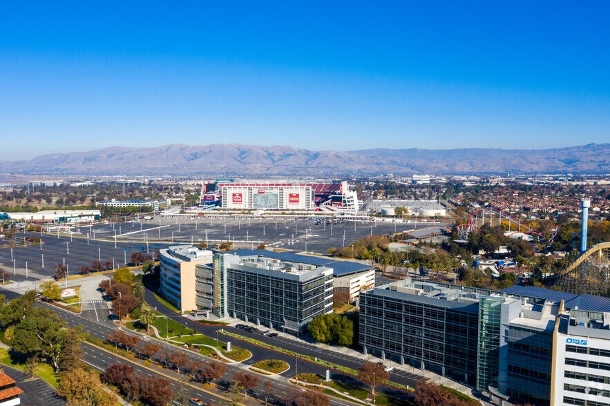 More Photos Of 4655 Great America Pky, Santa Clara Unknown For Lease