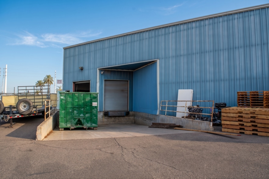 More Photos Of 737 W 2nd Ave, Mesa Manufacturing For Sale