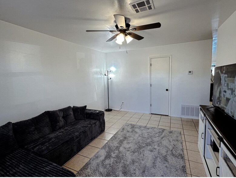 More Photos Of 116 McKenzie Dr, Weatherford Apartments For Sale